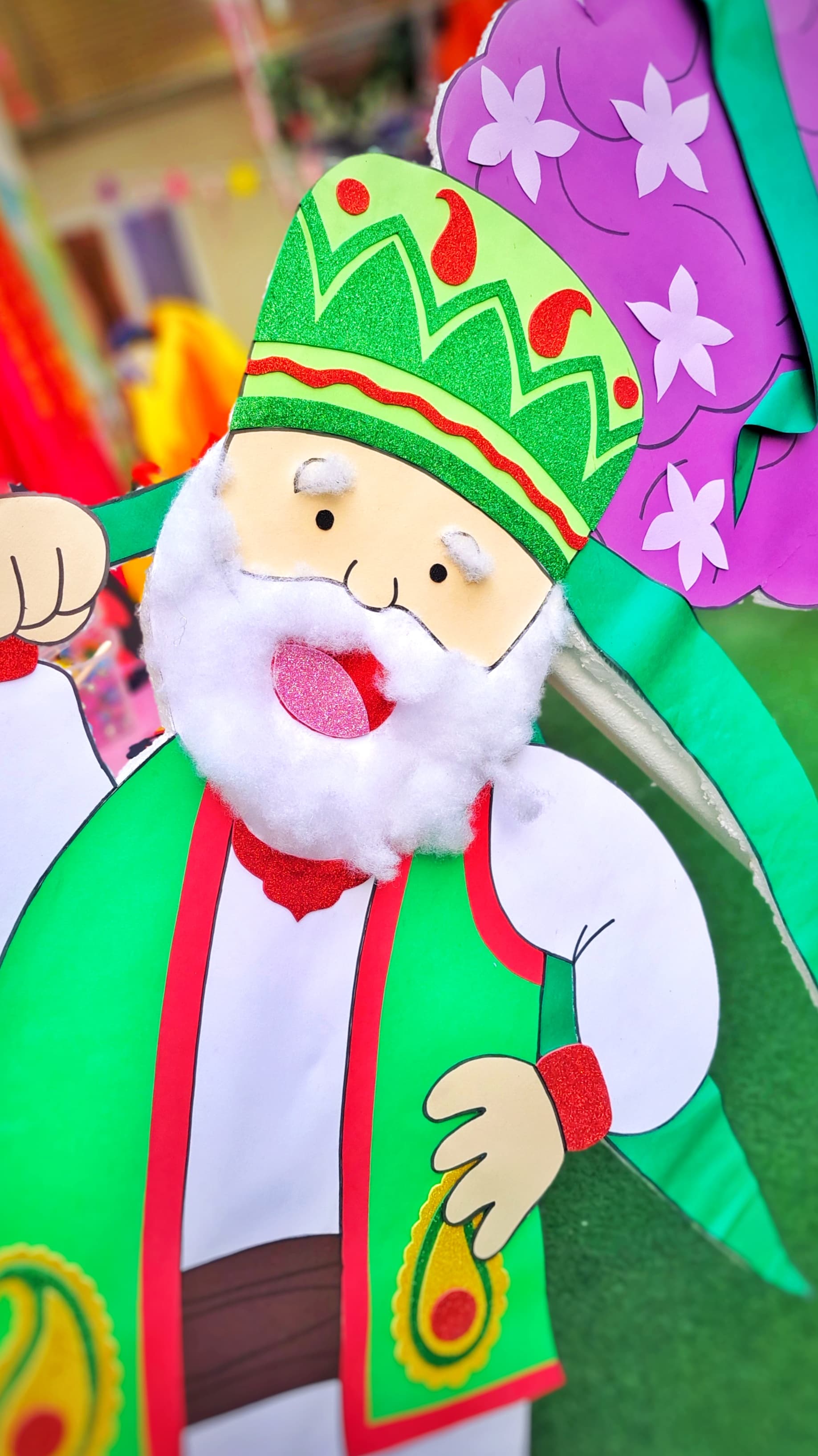 تیم هنری قوی برای برگزاری جشن های مناسبتی مختلف